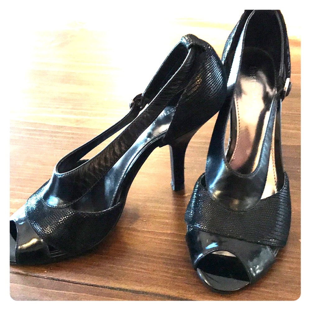 Kristin Davis Ava Black Heels